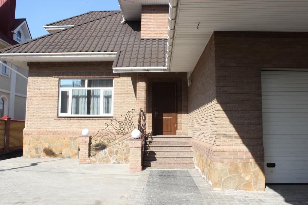 Barin House Hotel Sumy Exterior foto