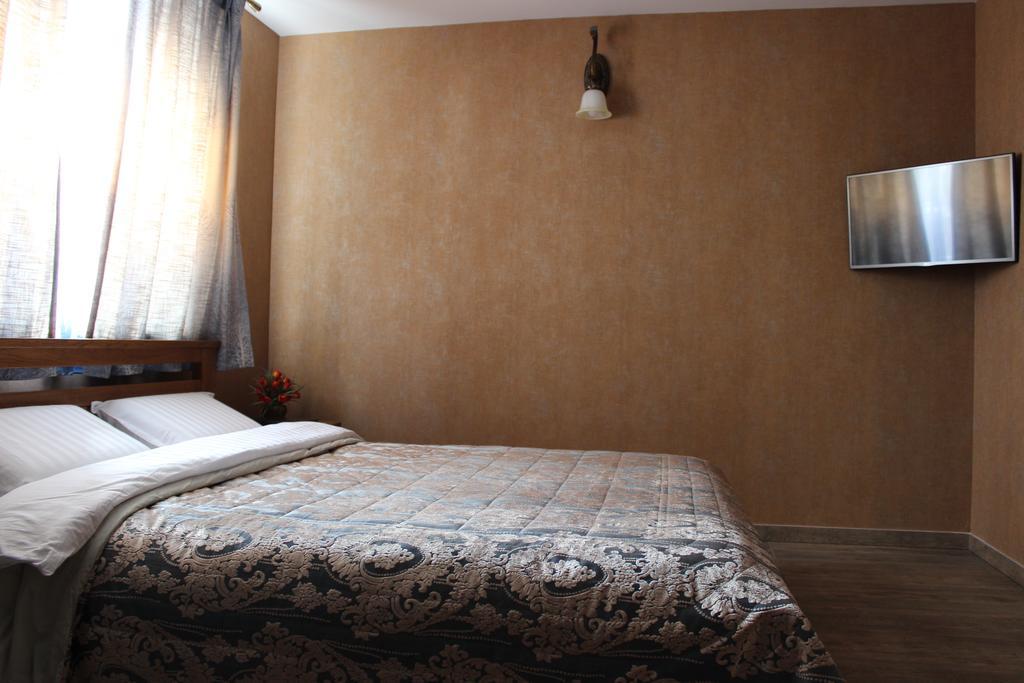 Barin House Hotel Sumy Exterior foto
