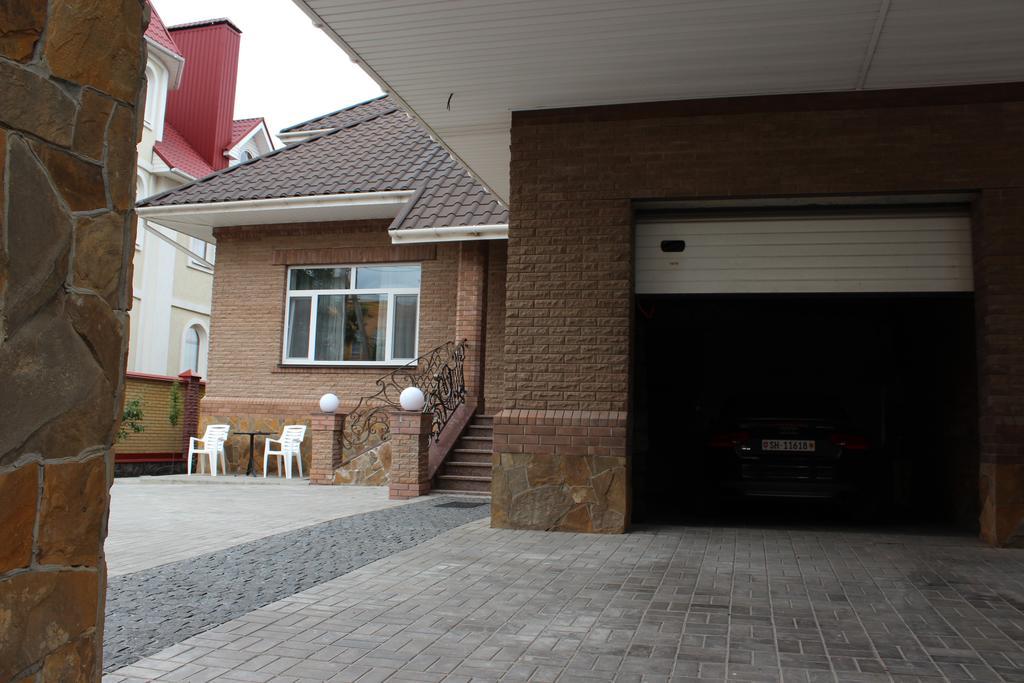 Barin House Hotel Sumy Exterior foto