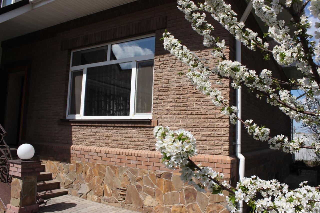 Barin House Hotel Sumy Exterior foto